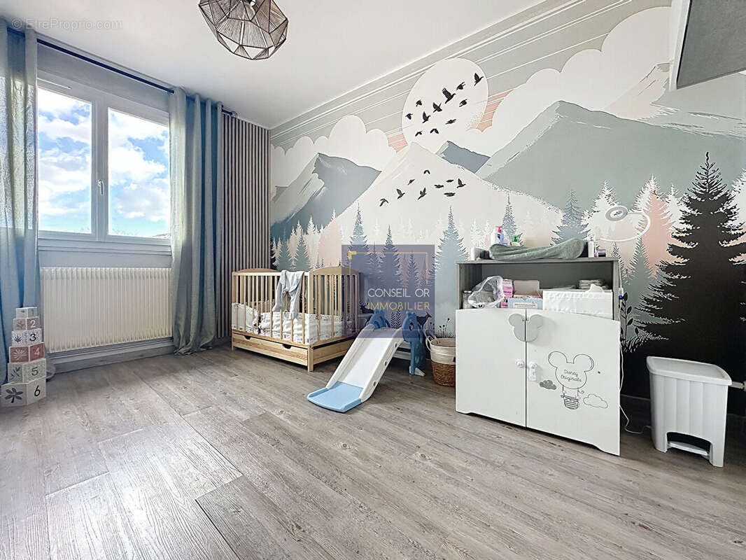 Appartement à VERNAISON