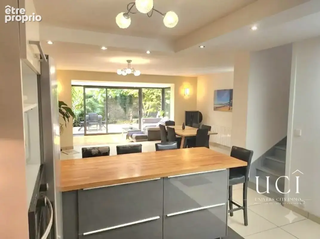 Maison 6 pièces 142 m² à vendre à Nantes (44300) - photo 3