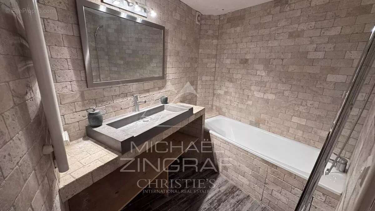 Appartement à CABRIS