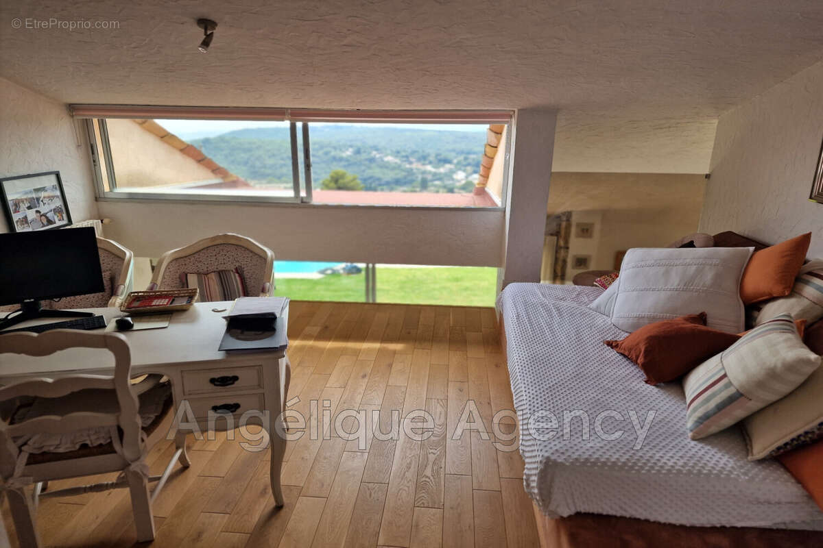 Maison à VENCE