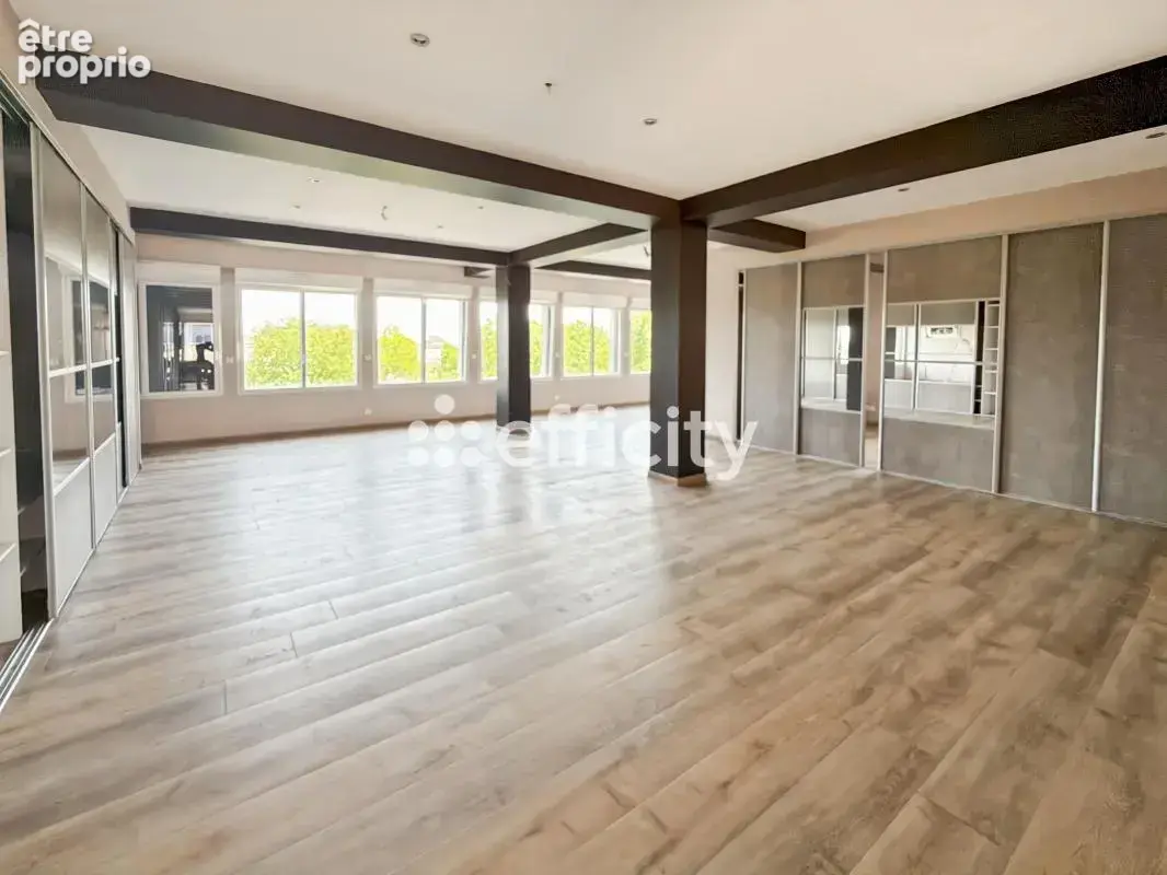Appartement à SAINTES