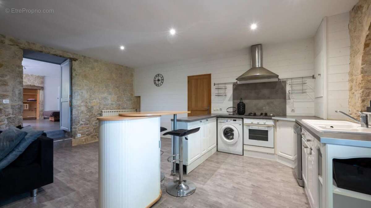 Secteur Gourdon - Bel ensemble immobilier en pierre sur 4ha2 ave - photo 19