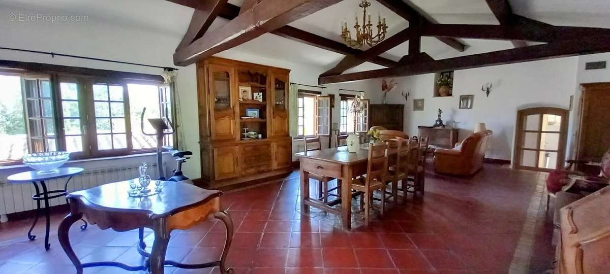 Maison à SAINT-PAUL-EN-FORET