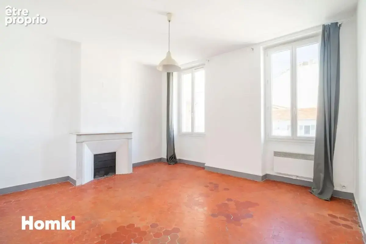 Appartement T3 de 76 m² à Marseille 13006, Rue Paradis - photo 8