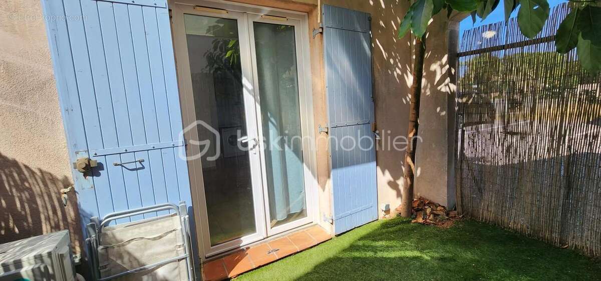 Appartement à LA LONDE-LES-MAURES