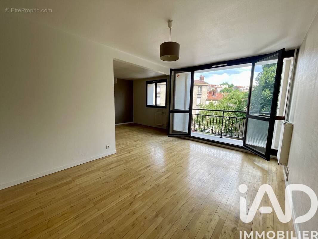 Photo 1 - Appartement à SAINT-ETIENNE