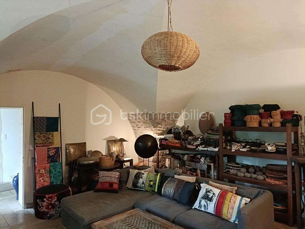 Maison à VILLEVIEILLE