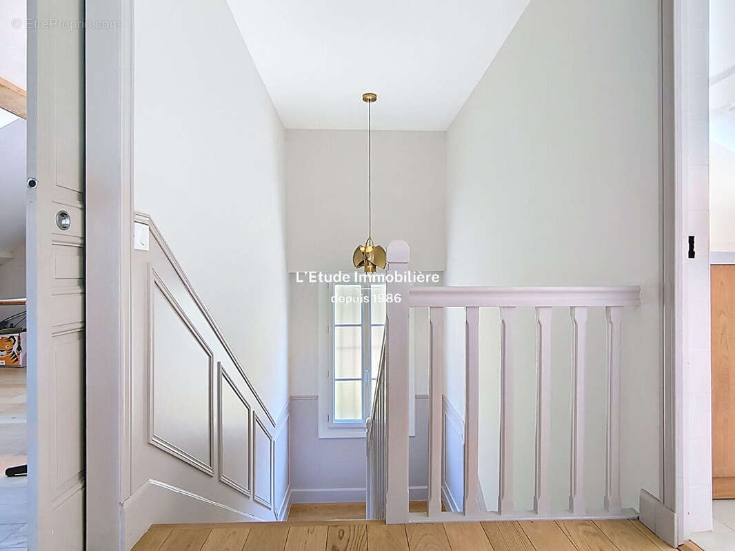 Maison à SATHONAY-CAMP