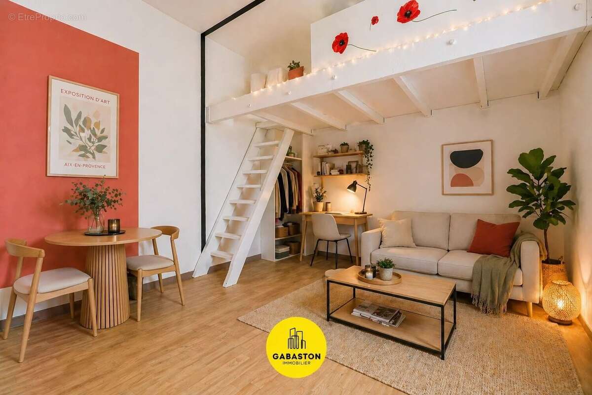 Appartement à MARSEILLE-4E
