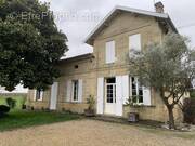 Maison à SAINT-EMILION