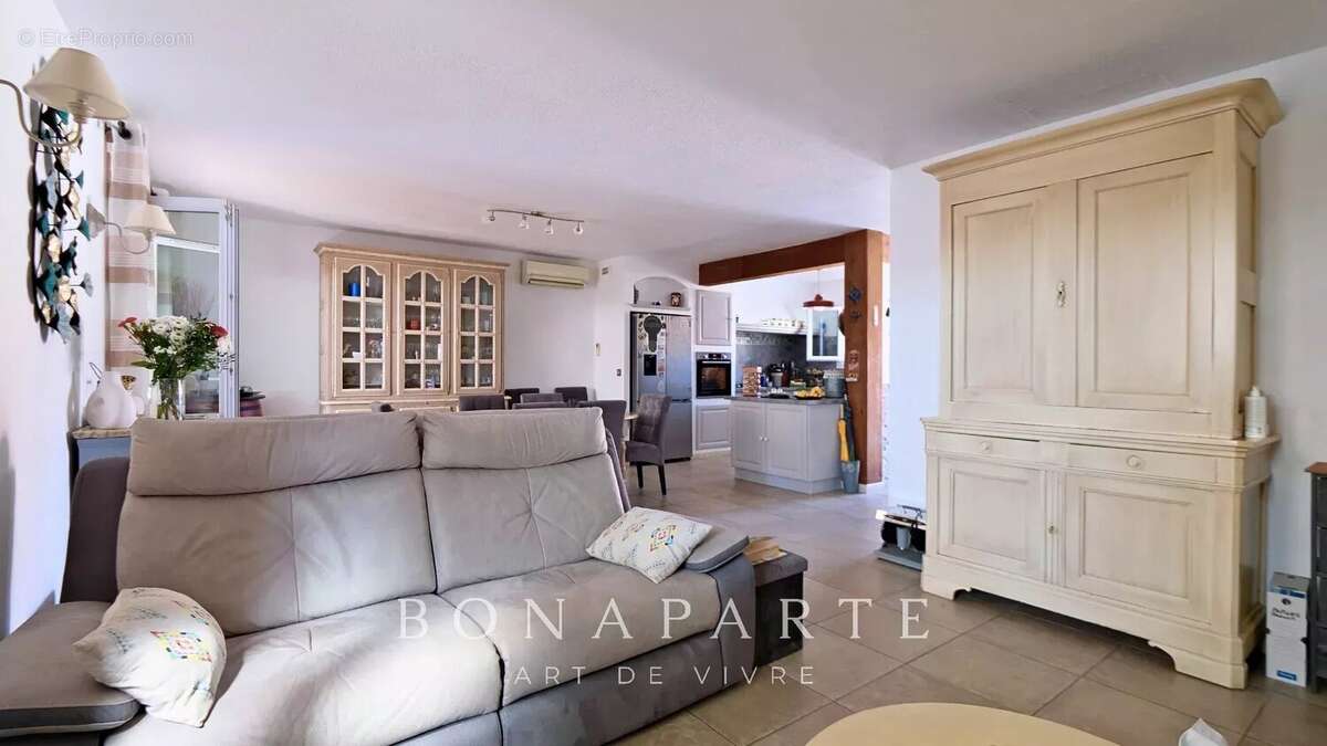 Maison à SAUVIAN