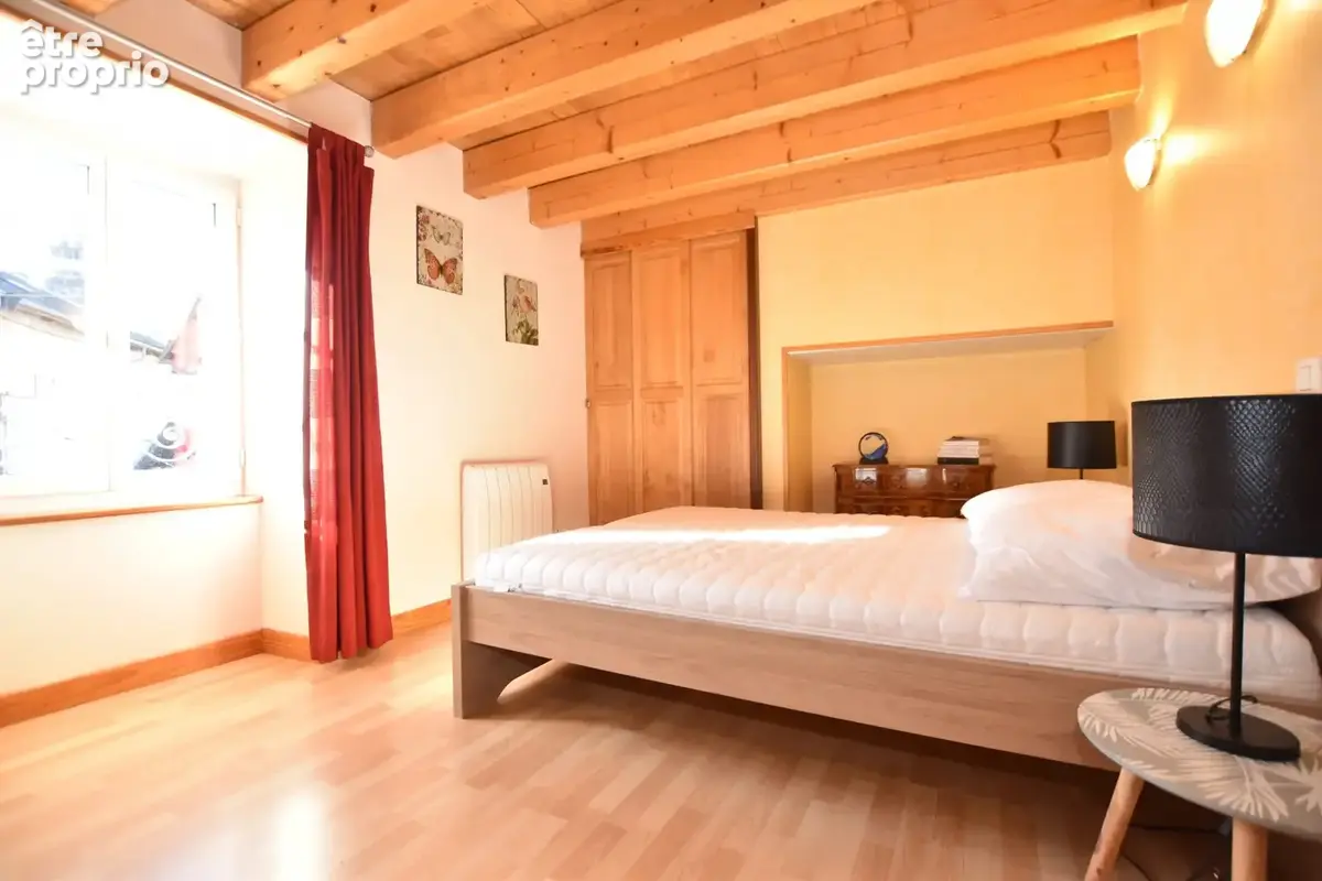 Maison 3 pièces 45 m² à vendre à Saint-Martin-Valmeroux (15140) - photo 9
