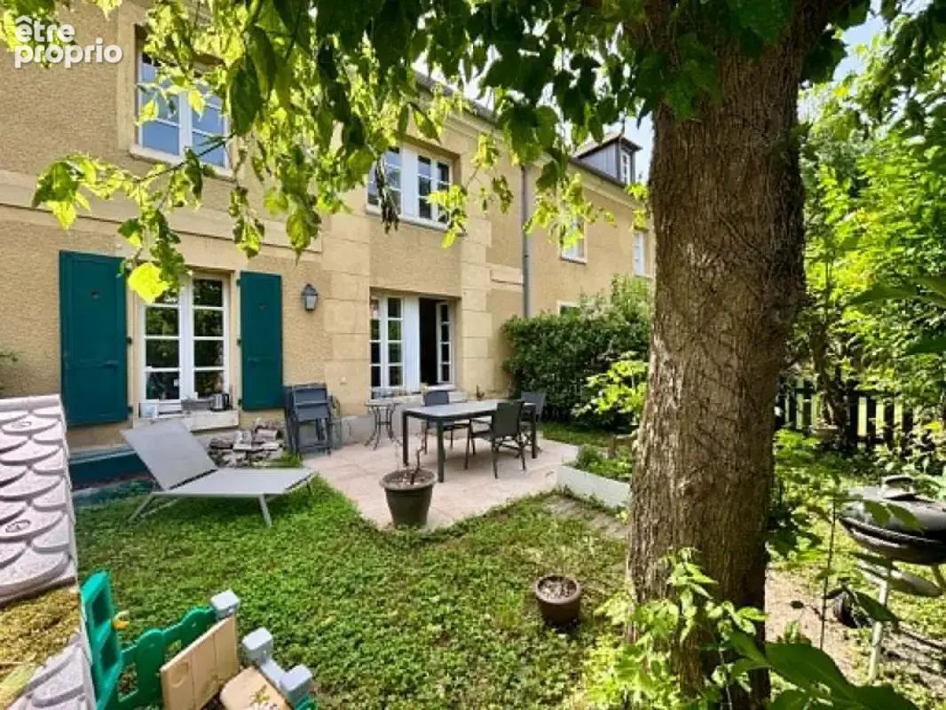 Maison à SAINT-GERMAIN-EN-LAYE