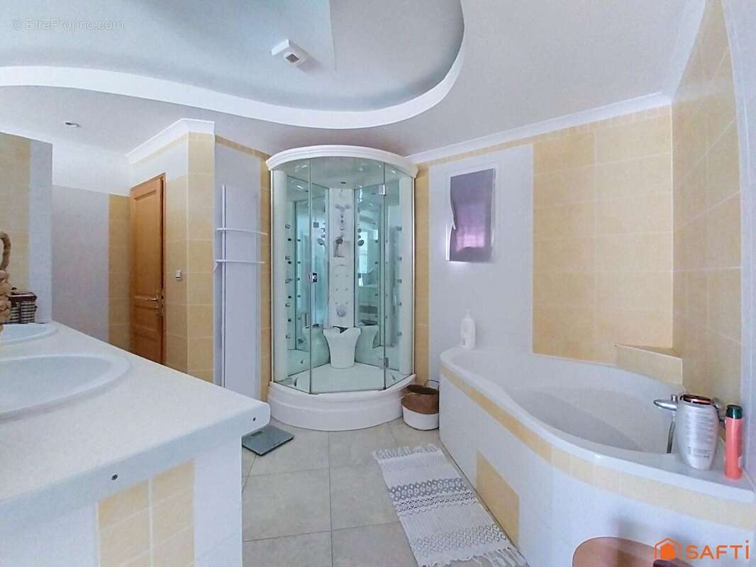 Photo 7 - Maison à NIMES