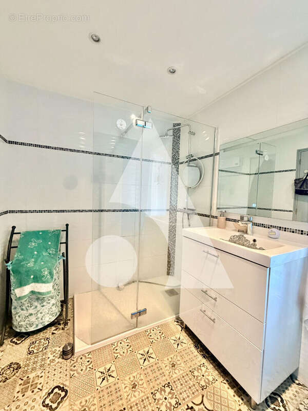 Maison à SAINT-JUST-LUZAC