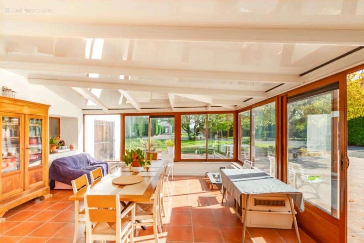 Maison à DAMPIERRE-EN-GRACAY