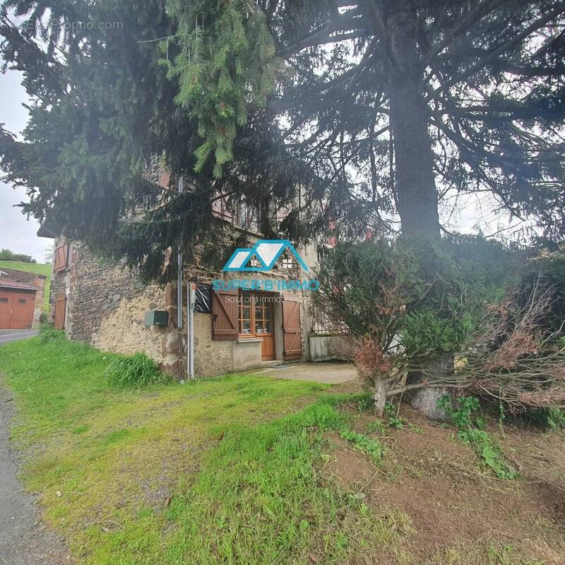 Maison à PAULHAGUET