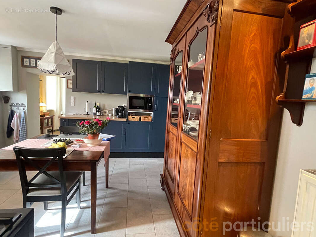 Maison à LE CHATELET