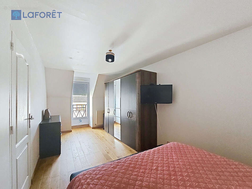 Maison à LAGNY-SUR-MARNE