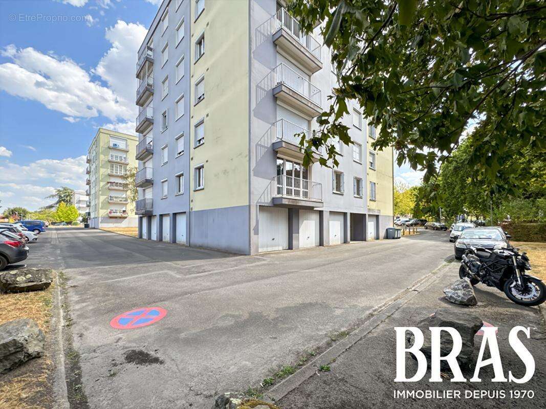 Reze blordiere - t4 + cave + garage - photo 11