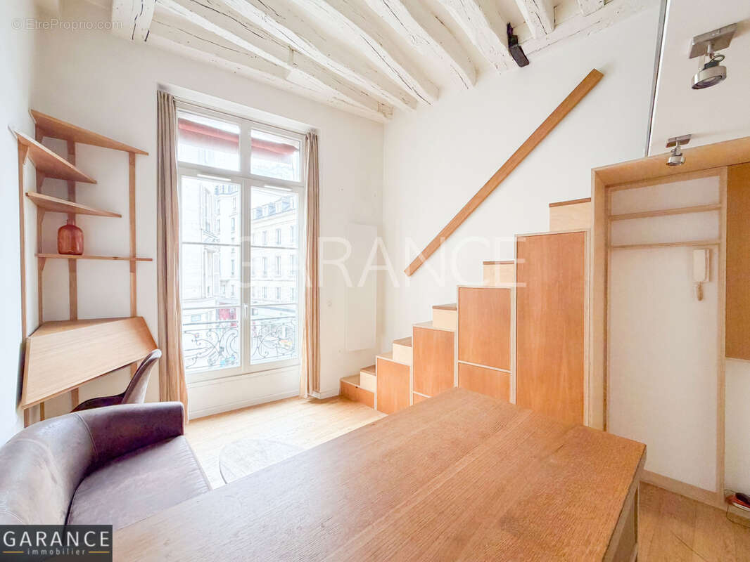 Appartement à PARIS-6E
