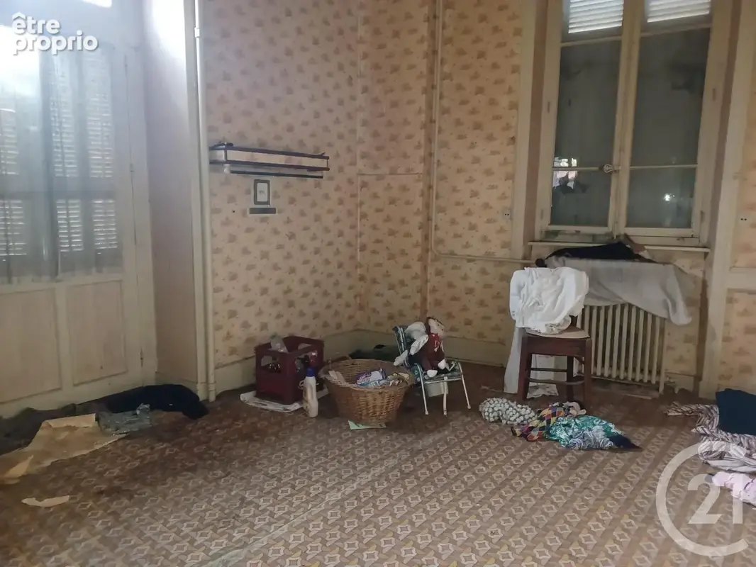 Maison 10 pièces 220 m² à vendre à Bourg-Argental (42220) - photo 17