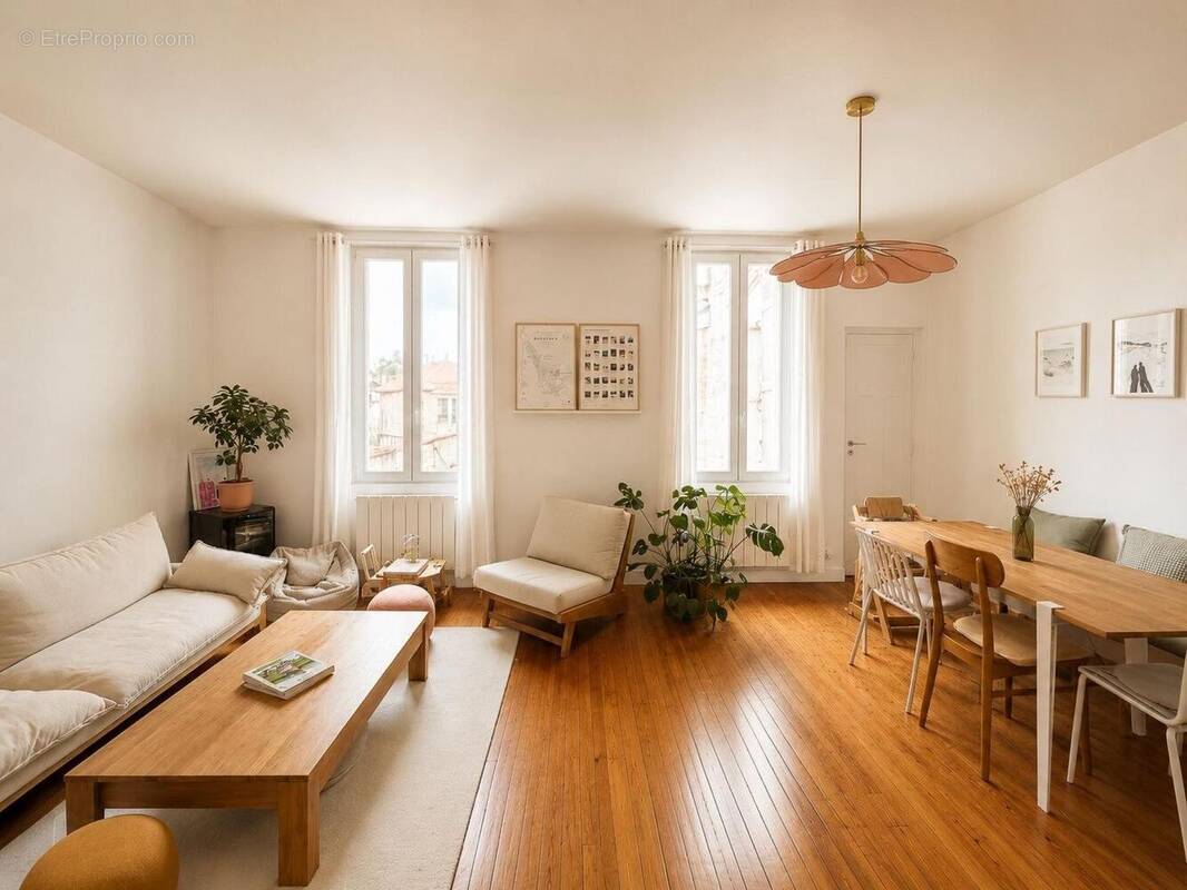 Photo 1 - Appartement à BORDEAUX