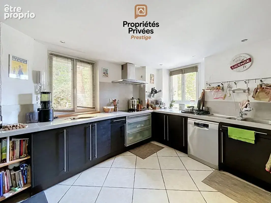 Maison rénovée au coeur de Tourves 90m2, 2chambres, 1 bureau - photo 2