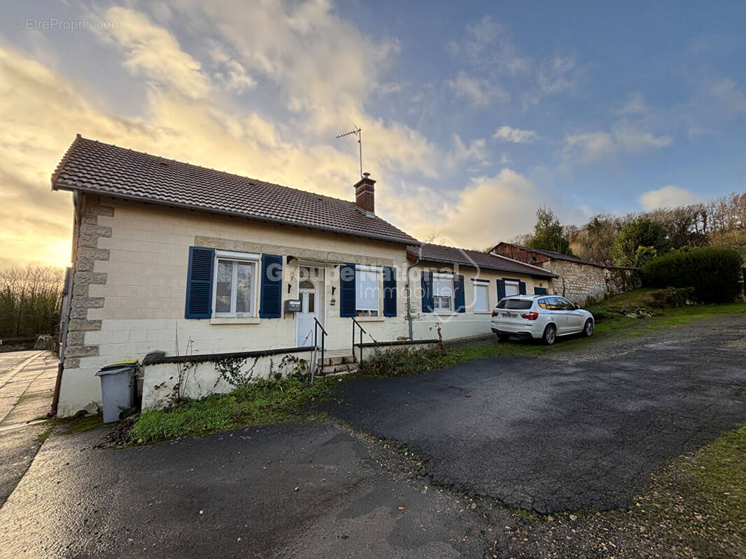 Maison à ATTICHY