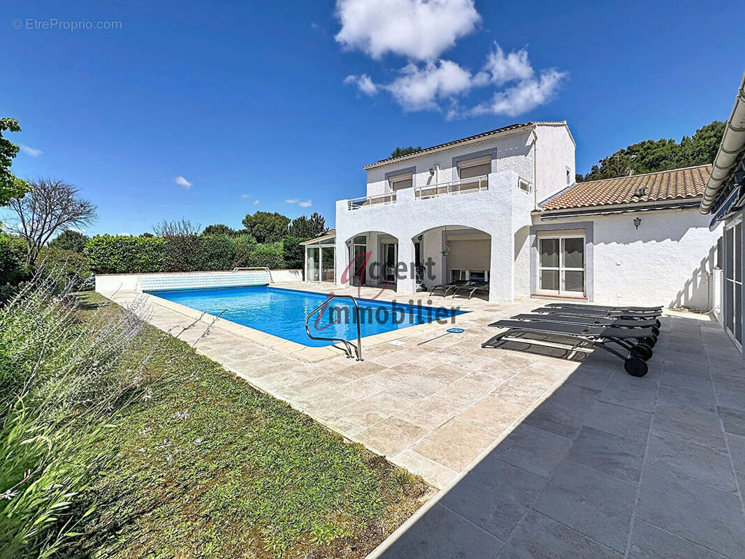 Maison à ORGON