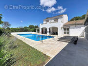 Maison à ORGON