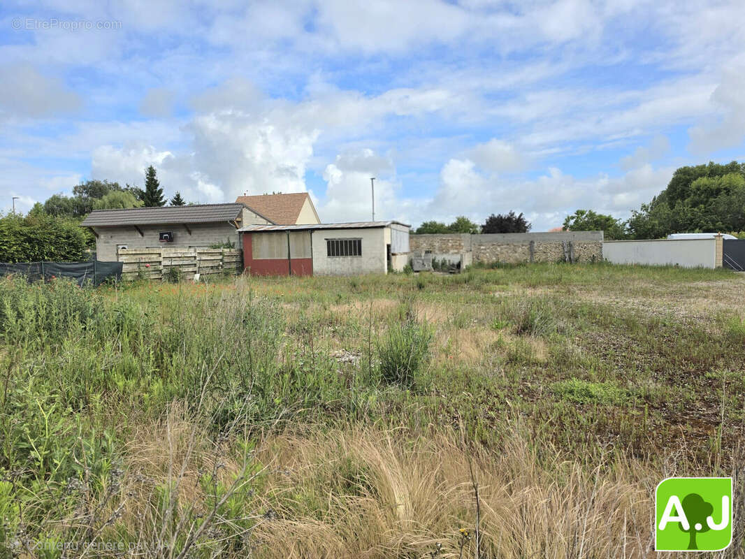 Terrain à BUEIL