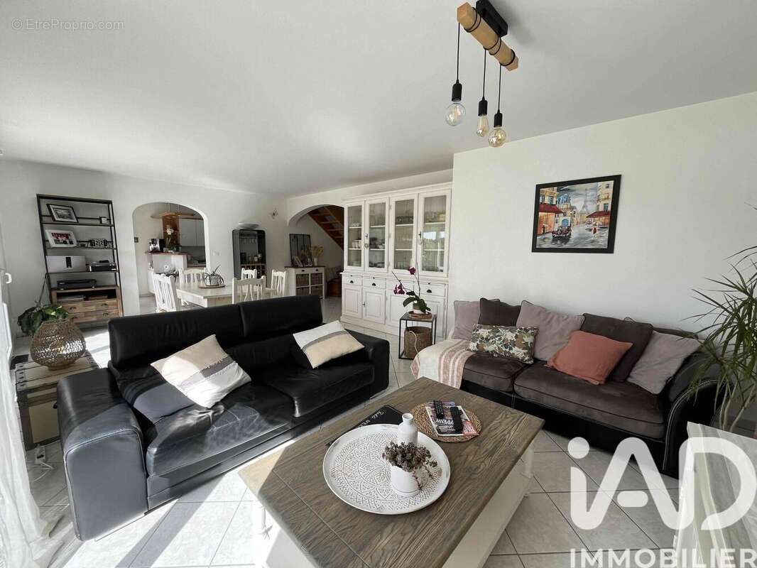 Photo 3 - Maison à BALLAN-MIRE