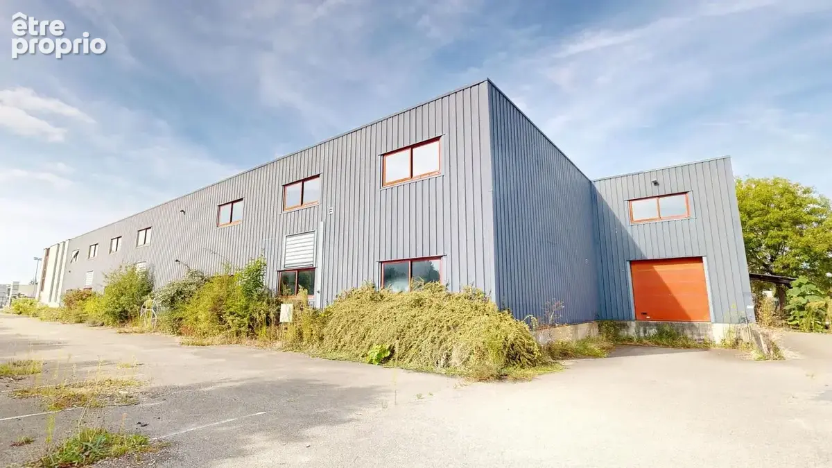 Photo Commerce à Le Perray-En-Yvelines au prix de 1 390 000€