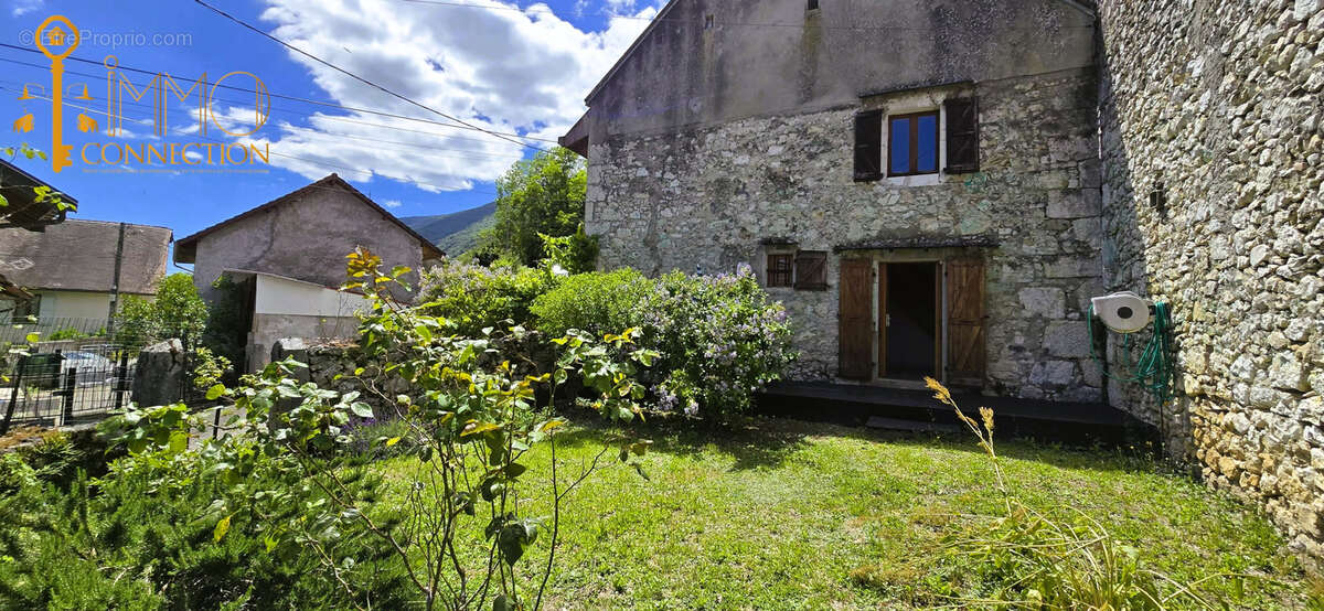 Maison à SEYSSEL