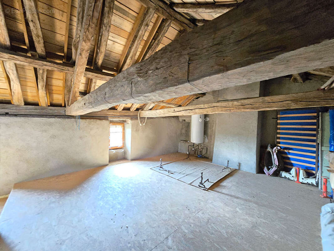 Maison de maître avec garage et dépendance - Arvieu - photo 15