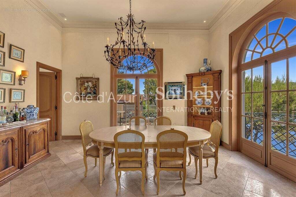 Maison à SAINT-JEAN-CAP-FERRAT