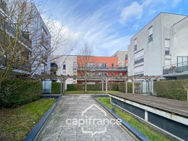  Dernier étage avec ascenseur T2 - 41 m² - Parking en sous-sol - Aucun travaux - Proche Roissy CDG - photo 5