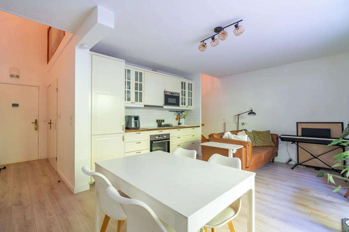 Appartement à STAINS