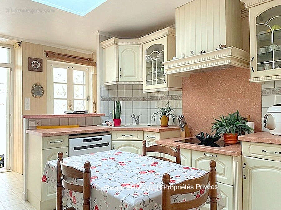 Maison à SALLES-SUR-MER