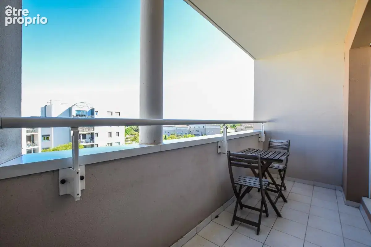 Photo Appartement à Les Angles au prix de 230 000€
