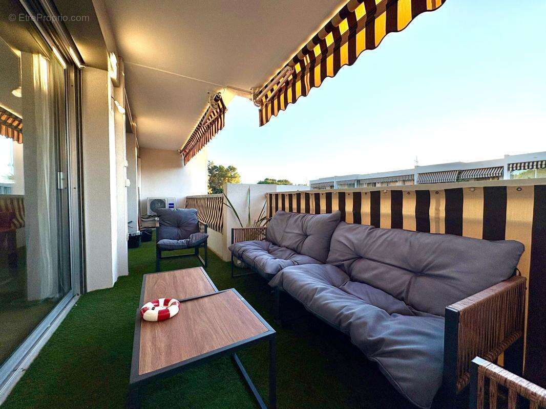 Appartement à LE CANNET