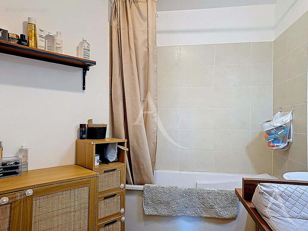 Appartement à MANTES-LA-VILLE