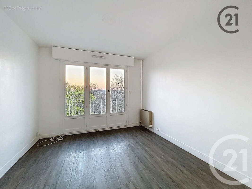 Appartement à MONTEREAU-FAULT-YONNE