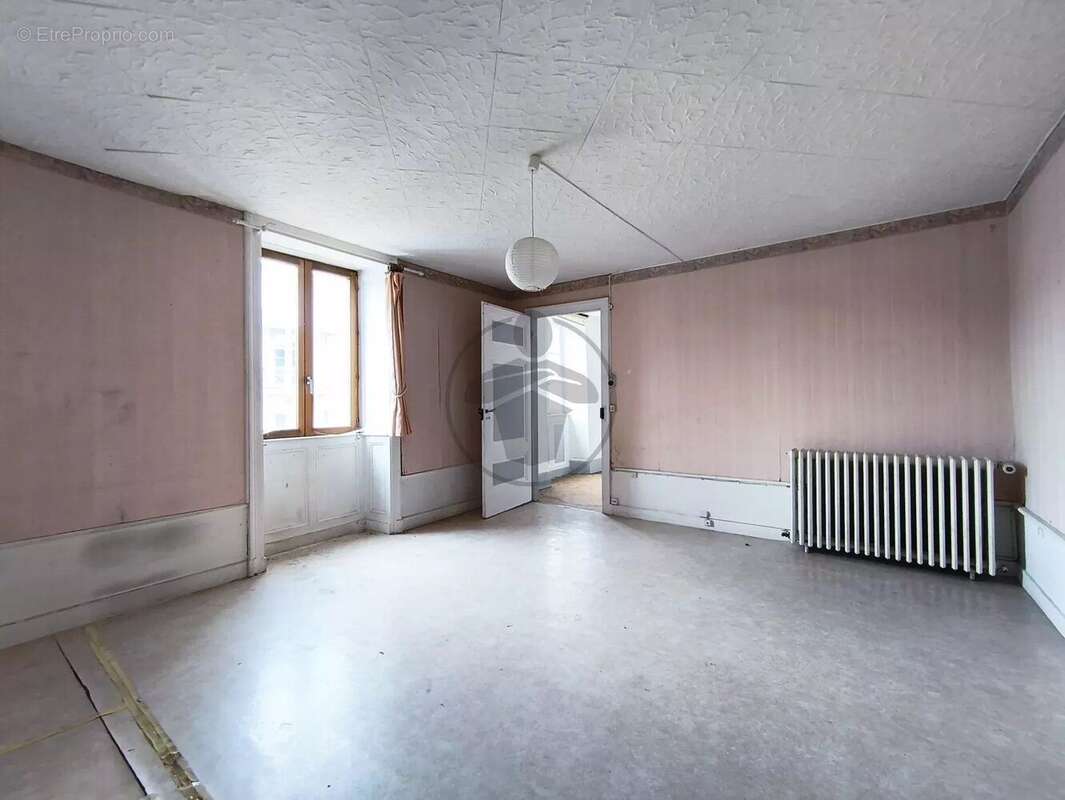 Maison à BAUME-LES-DAMES