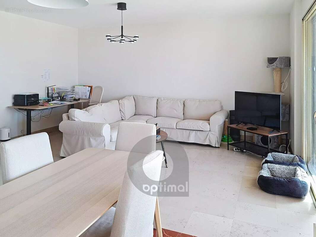 Appartement à ROQUEBRUNE-CAP-MARTIN