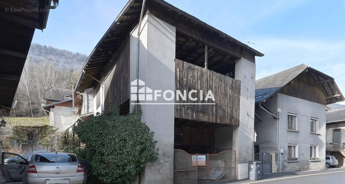 Maison à LA ROCHETTE