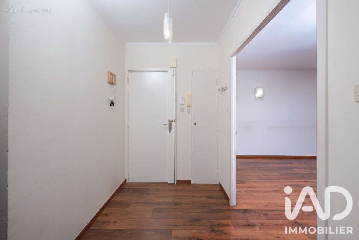 Photo 7 - Appartement à SALON-DE-PROVENCE