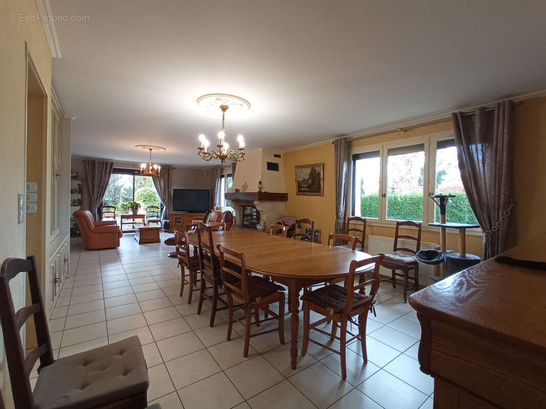 Maison à LE NEUBOURG