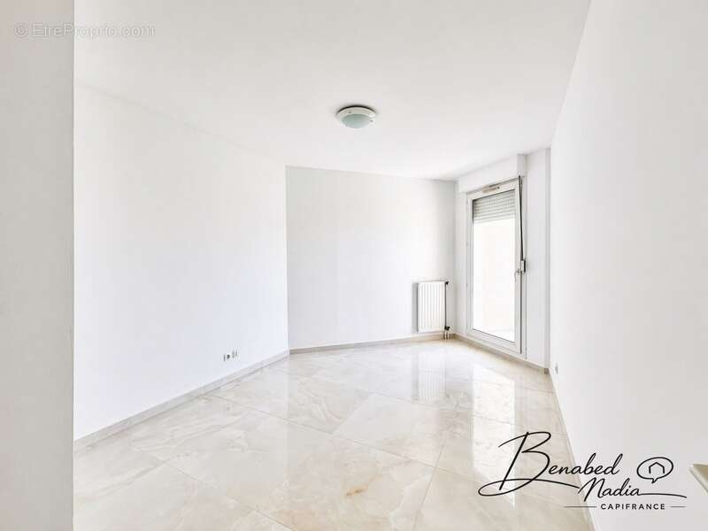 Appartement à BRON